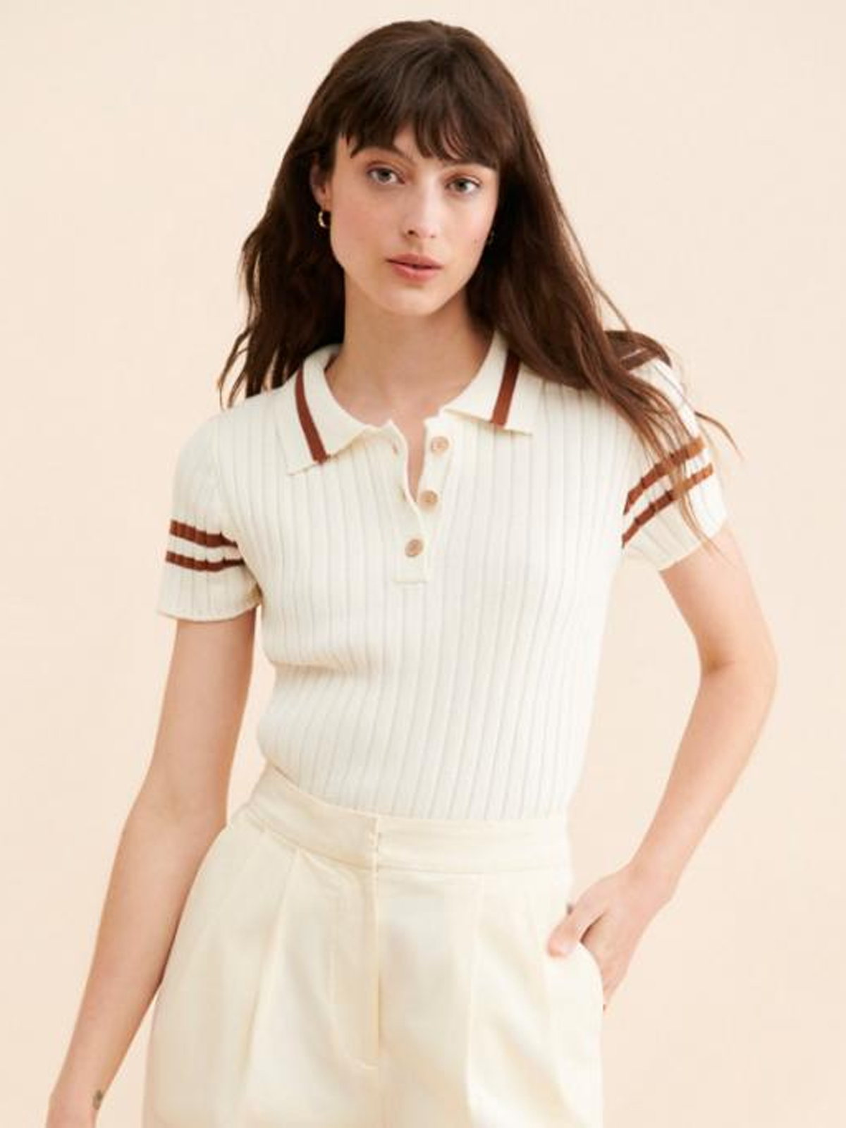 Vehicle traveling data recorder